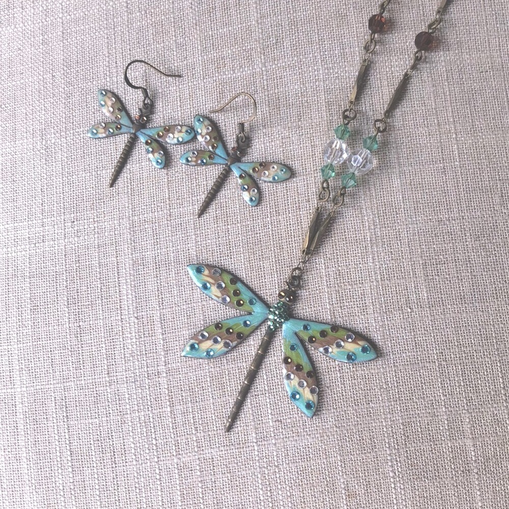 SWAROVSKI CRYSTALS dragonfly necklace set.